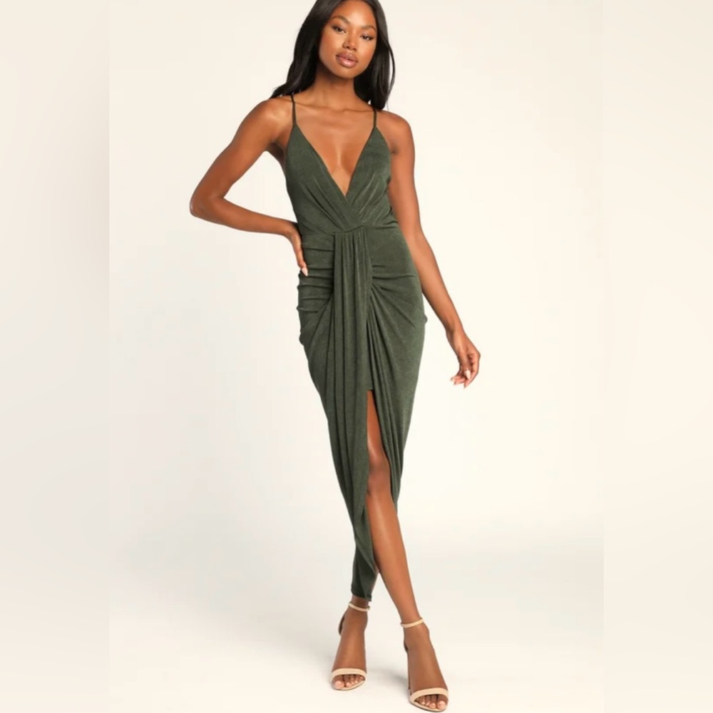 SOLD Lulu’s Dreamy Date Dark Green Surplice Midi Dress